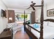 deluxebeachfrontking15