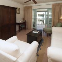 poolview suitesx480px poolview suitesx480px